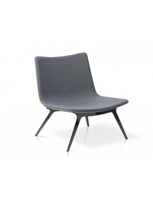 Εκθεσιακή πολυθρόνα Sotai